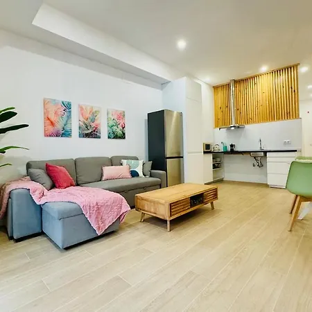 Loft 2 - Space & Conform Close To Center *